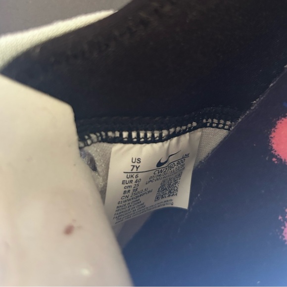 Nike LeBron 18 'Graffiti' - 8.5 Women’s or 7 Men’s - New w Box - CQ9283-900 - Picture 9 of 14